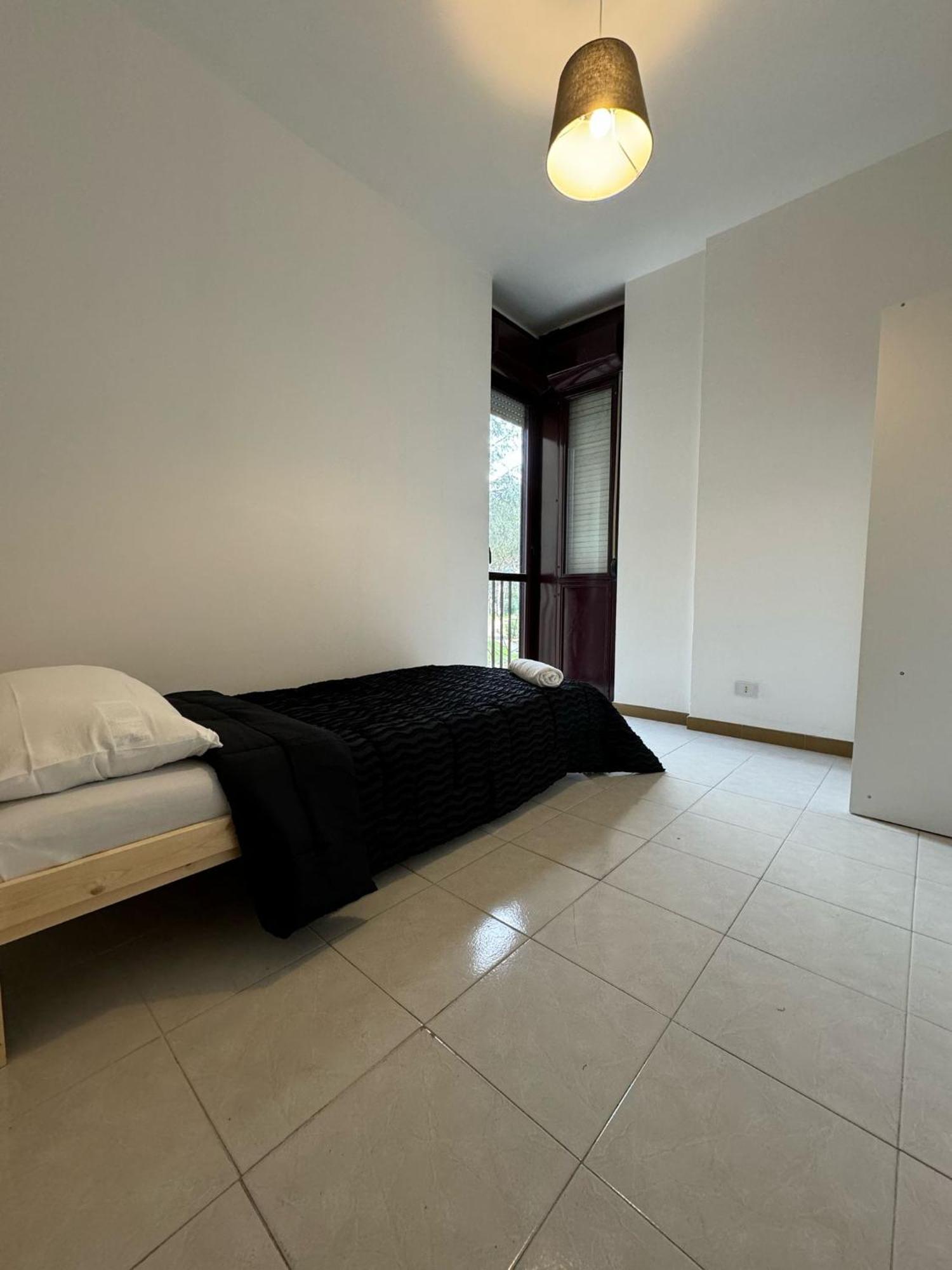 Volturno Guest House Рим Екстер'єр фото